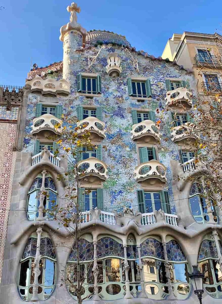 The  Famous world of Gaudí in Barcelona in April