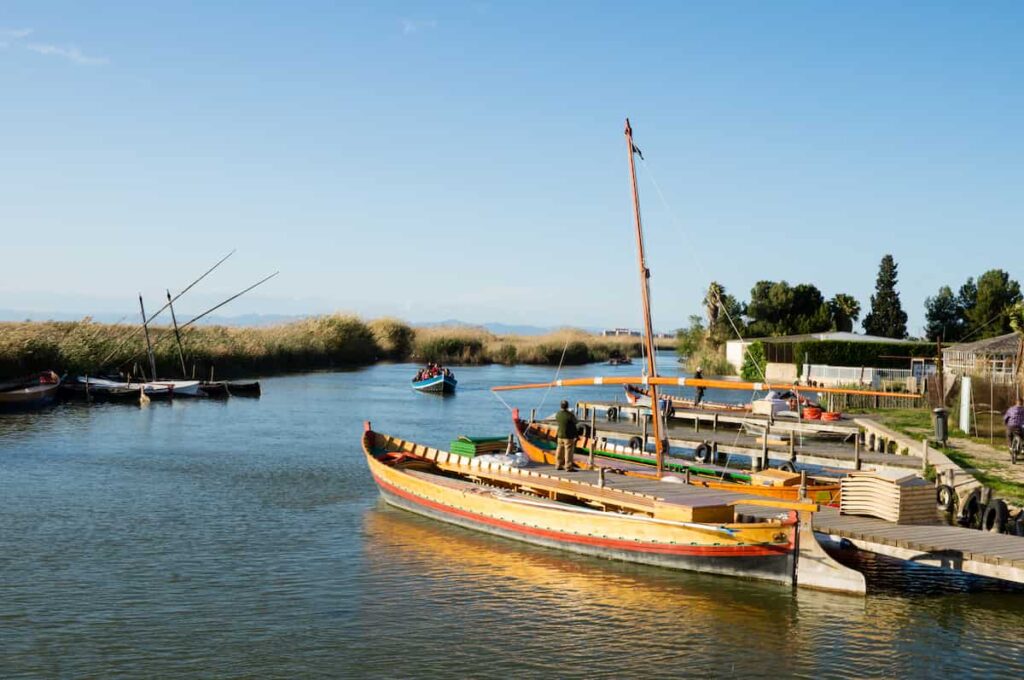 Albufera Natural Park a place to visit if you have five days in Valencia