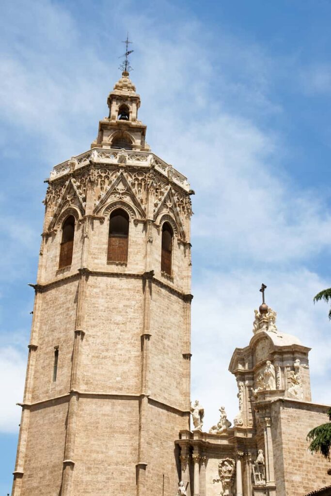 Miguelete tower a place to visit if you have four days in Valencia