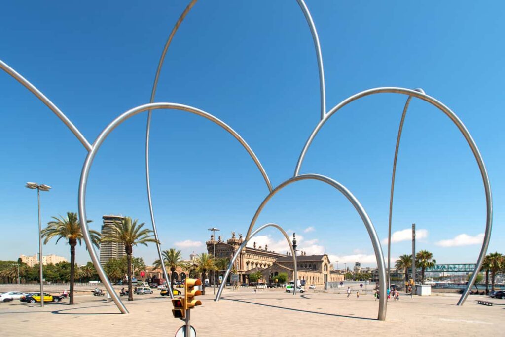 Arc metal sculpture in Barcelona 