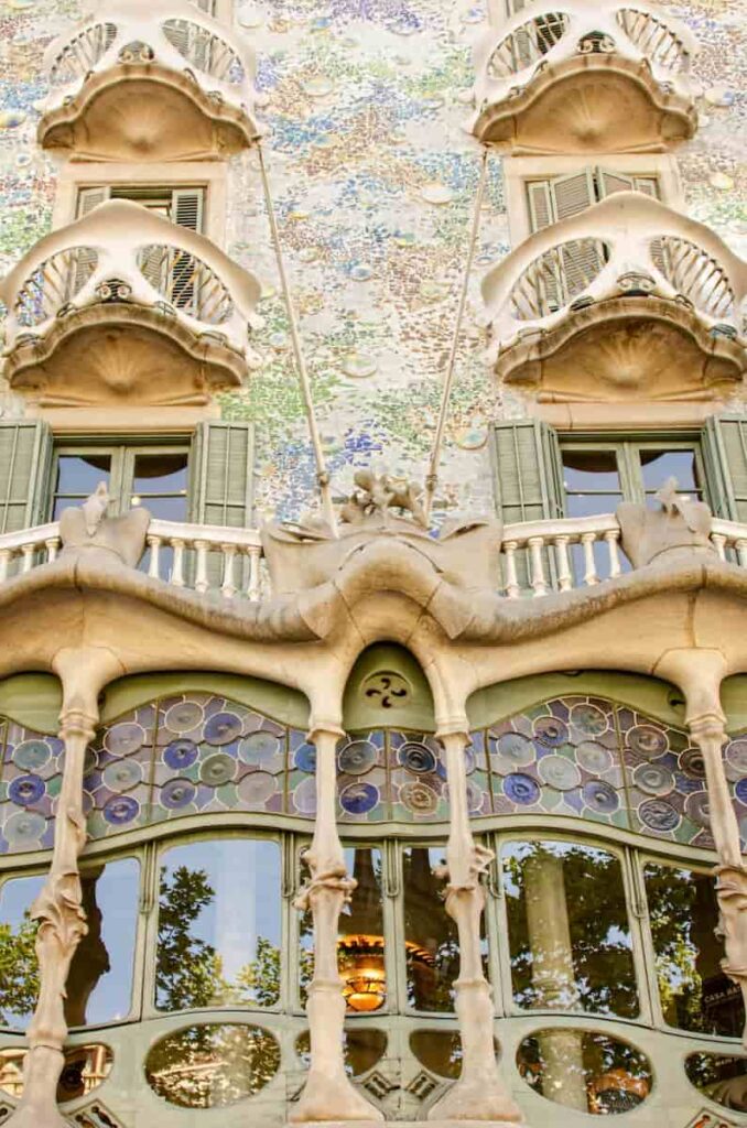 Casa Batlló a place to visit at Barcelona Gaudi tour
