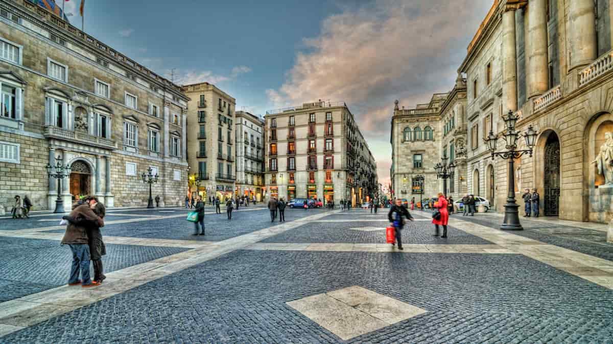 Barcelona Old Town Ultimate Guide - Barcelona Old City 4