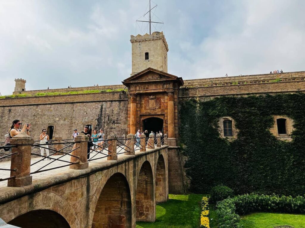 Montjuïc Castle a place to visit if you have three days in Barcelona