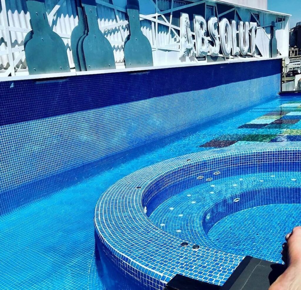 pool area of one of the 4 star hotels in Barcelona