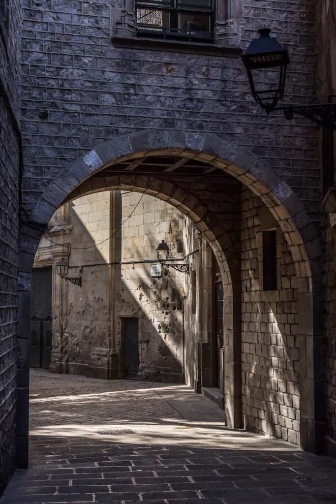 Entrance to place Sant Felip Neri in Barcelona