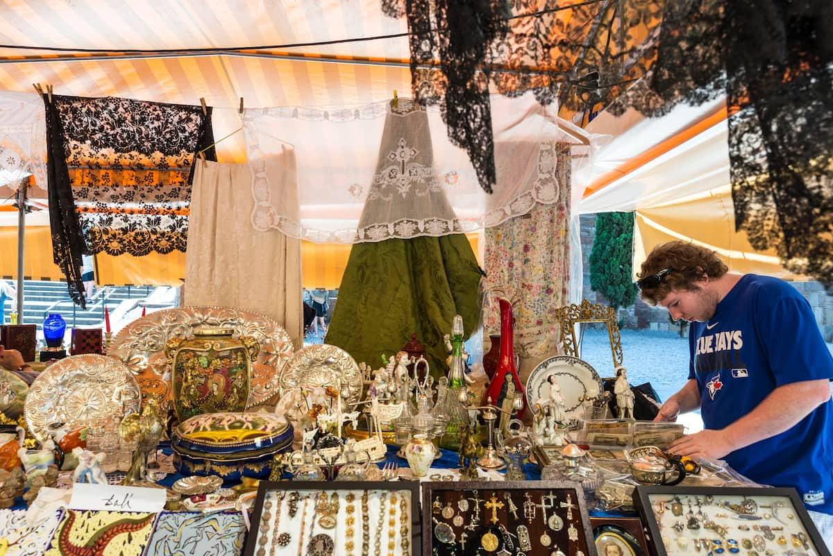 man shopping at one of the best flea markets in Barcelona