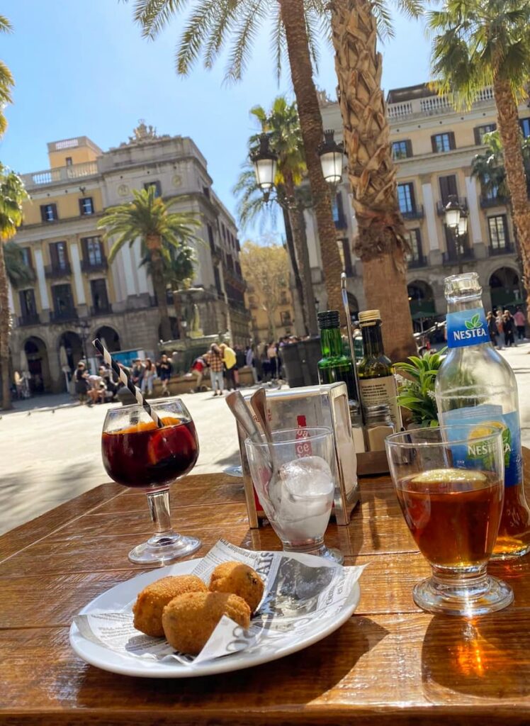 places you can visit in barcelona