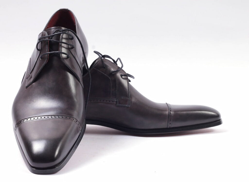 Magnanni oxfords catalux grey leather handmade shoes. One of the best Spanish shoe brands.